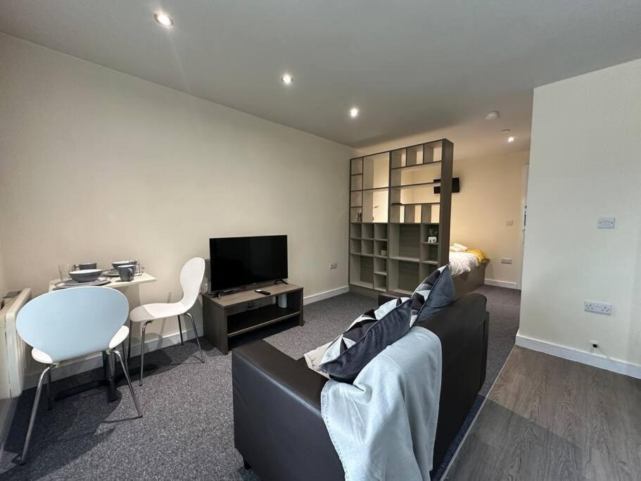 Studio Flat In Bolton 아파트 외부 사진